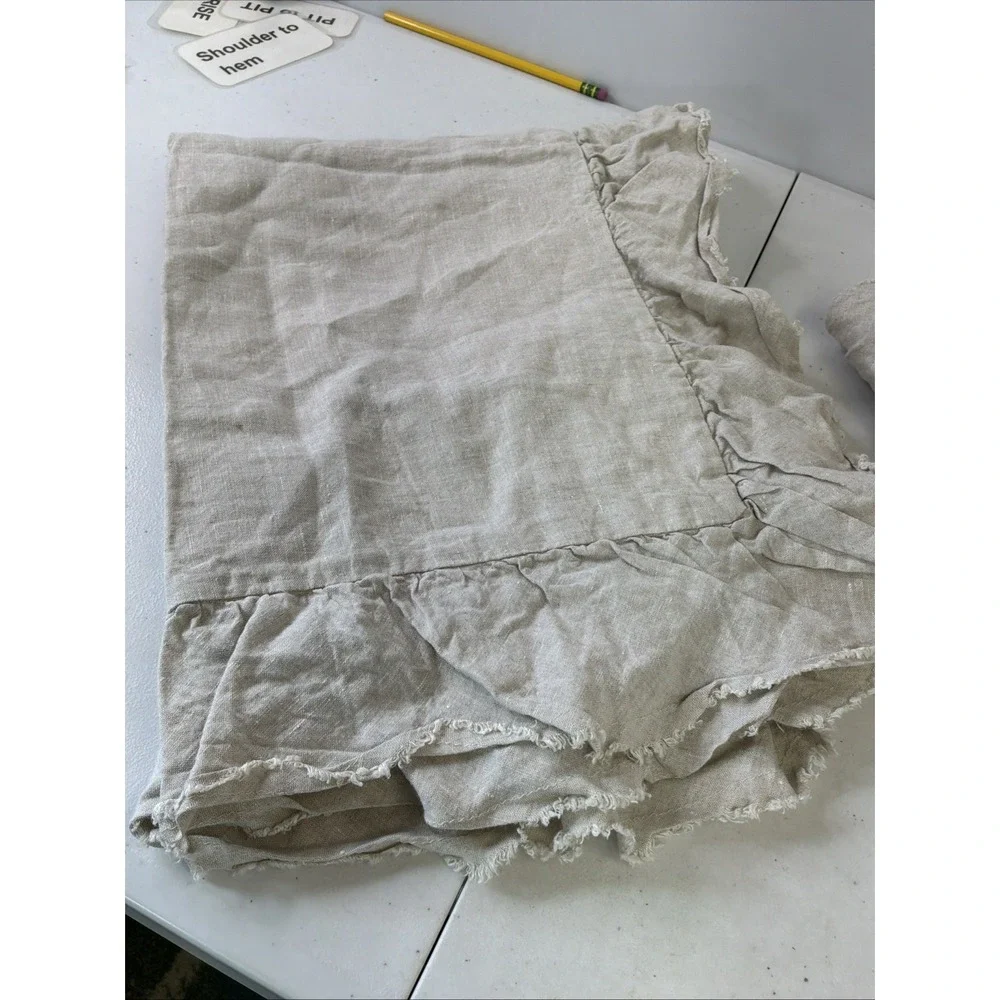 Pottery Barn Belgian Flax Linen Standard Shams Set of 2 Flax Beige Ruffle Edge